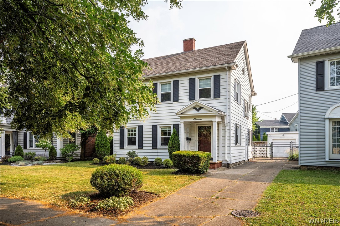 11 North Drive