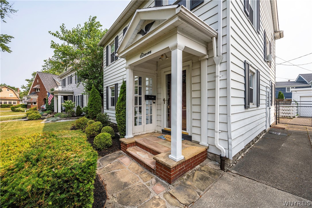11 North Drive