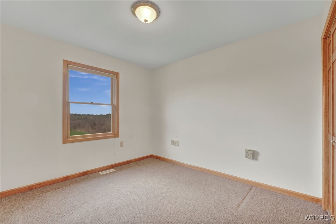 11585 Westwood Road, Alden, New York image 31