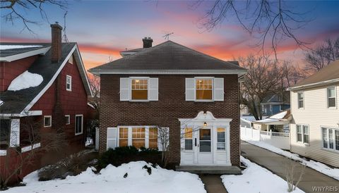 Homes For Sale - 633 Orchard Parkway<br/> Niagara County, Niagara Falls, NY 14301