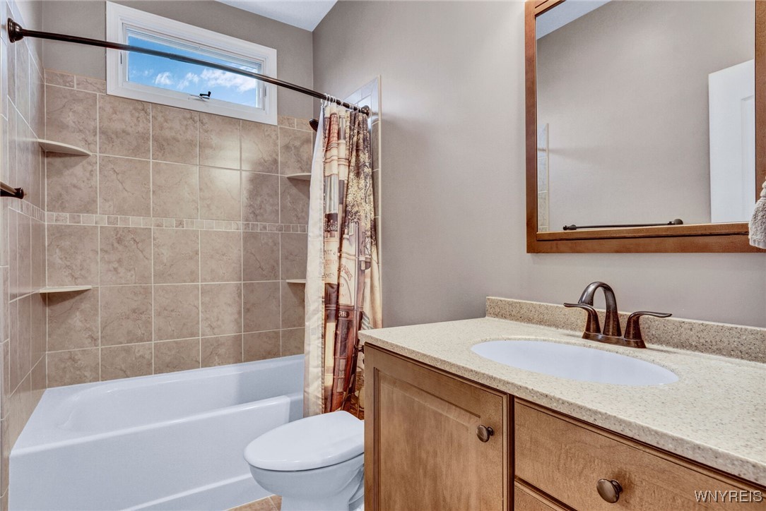 8176 Driftwood Court, Clarence, New York image 40
