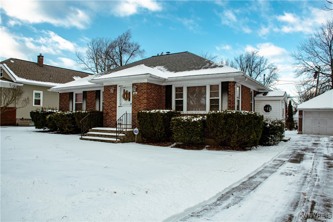 82 Zimmerman Boulevard, Tonawanda, New York image 2