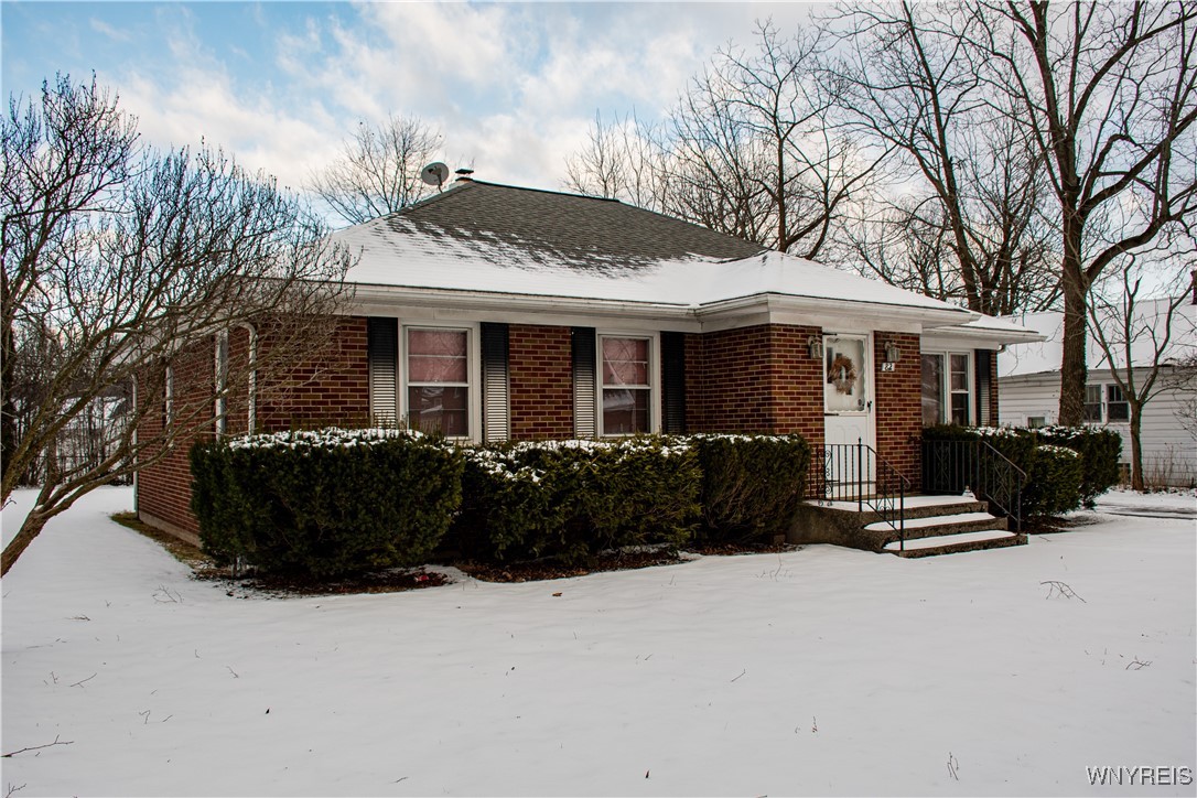 82 Zimmerman Boulevard, Tonawanda, New York image 3