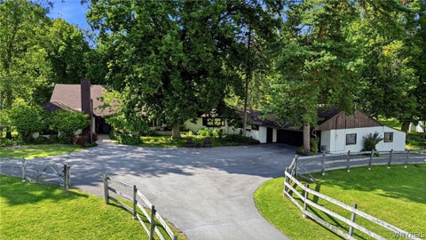 Photo of 4970 Goodrich Road, Clarence, NY 14031 (MLS # B1719542)