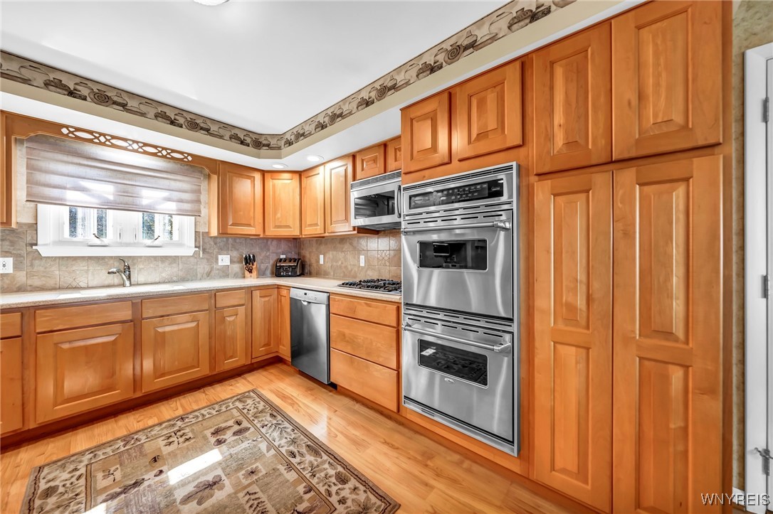 4900 Clifton Parkway, Hamburg, New York image 22