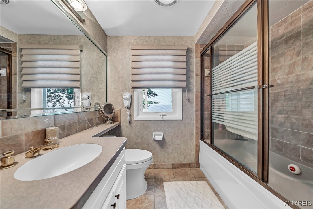 4900 Clifton Parkway, Hamburg, New York image 30