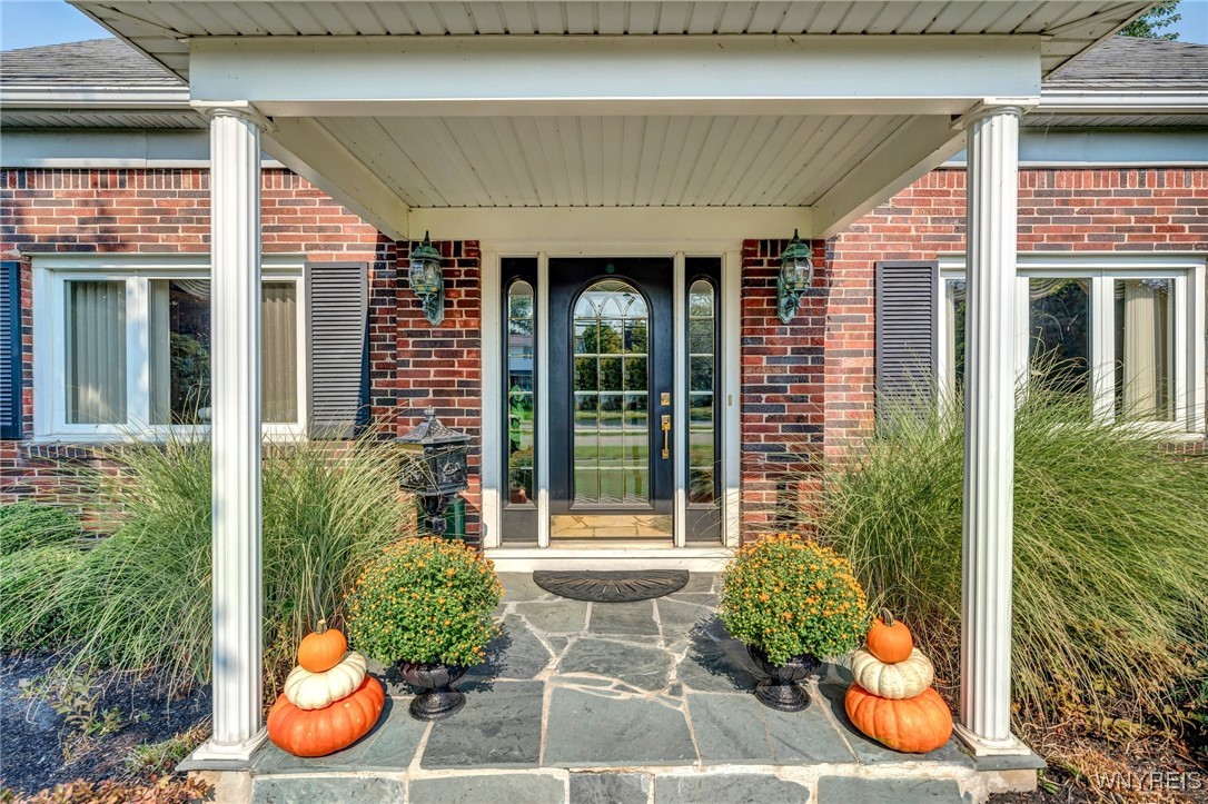 4900 Clifton Parkway, Hamburg, New York image 9
