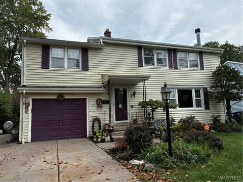 Photo of 97 Ava Lane, Amherst, NY 14221 (MLS # B1714455)