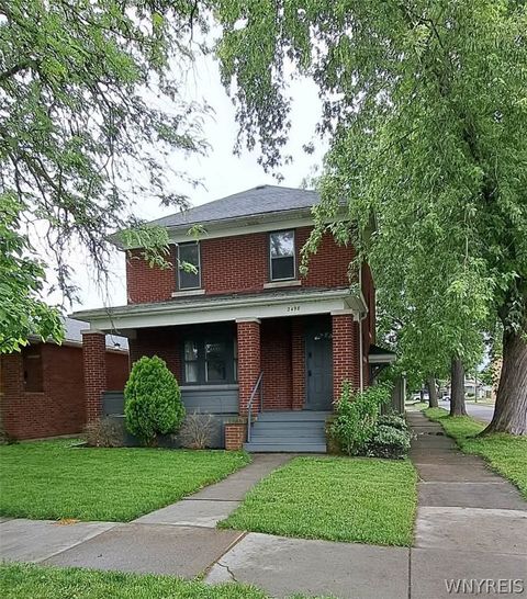 Homes For Sale - 2498 Linwood Avenue<br/> Niagara Falls, NY 14305