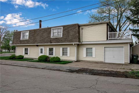 Apartment For Rent - 825 Payne Avenue<br/> Niagara County, North Tonawanda, NY 14120