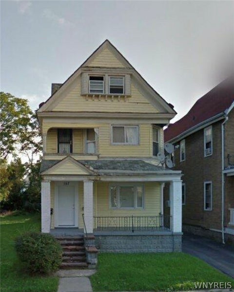 Apartment For Rent - 157 14th Street #UPPER FRONT<br/> Buffalo, NY 14213