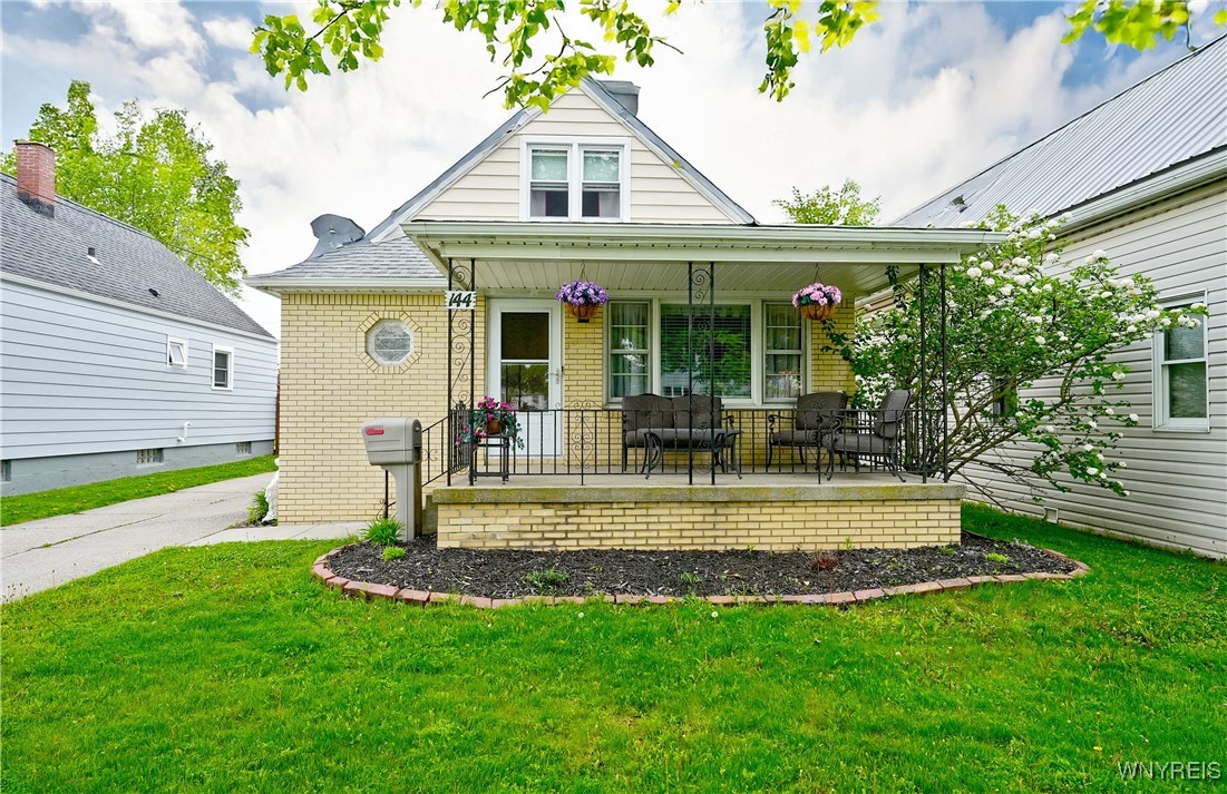 144 Hedley Street, Cheektowaga, New York image 1