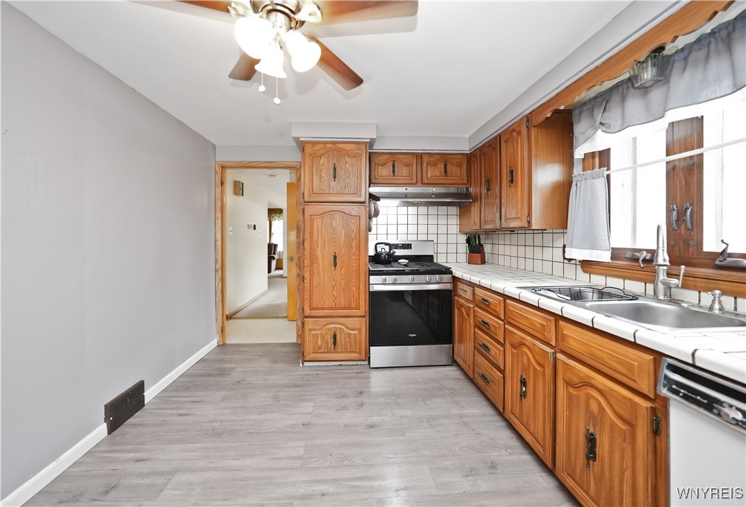 144 Hedley Street, Cheektowaga, New York image 14