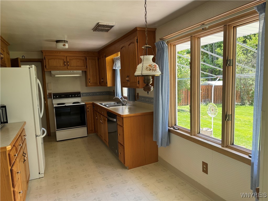 725 Warren Drive, Aurora, New York image 10