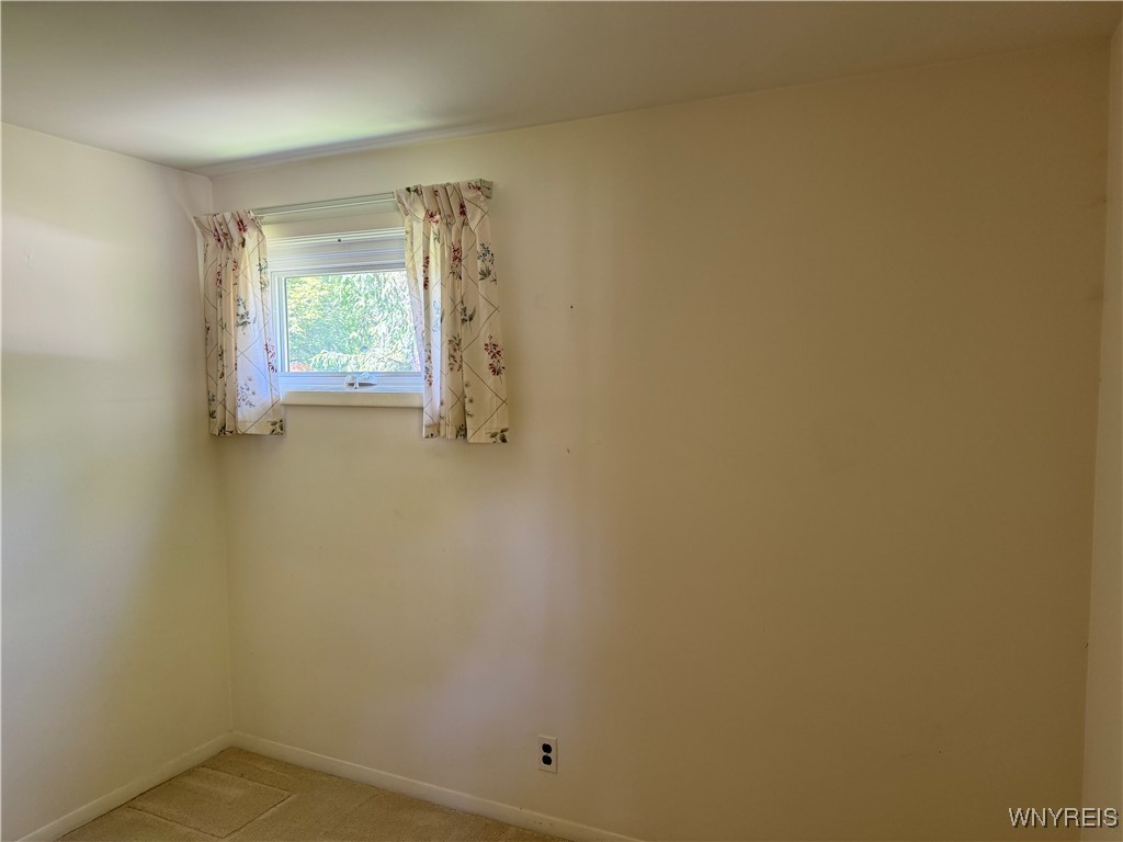 725 Warren Drive, Aurora, New York image 17