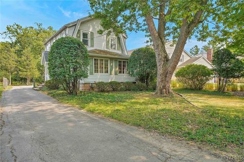 228 S Forest Road Williamsville NY 14221