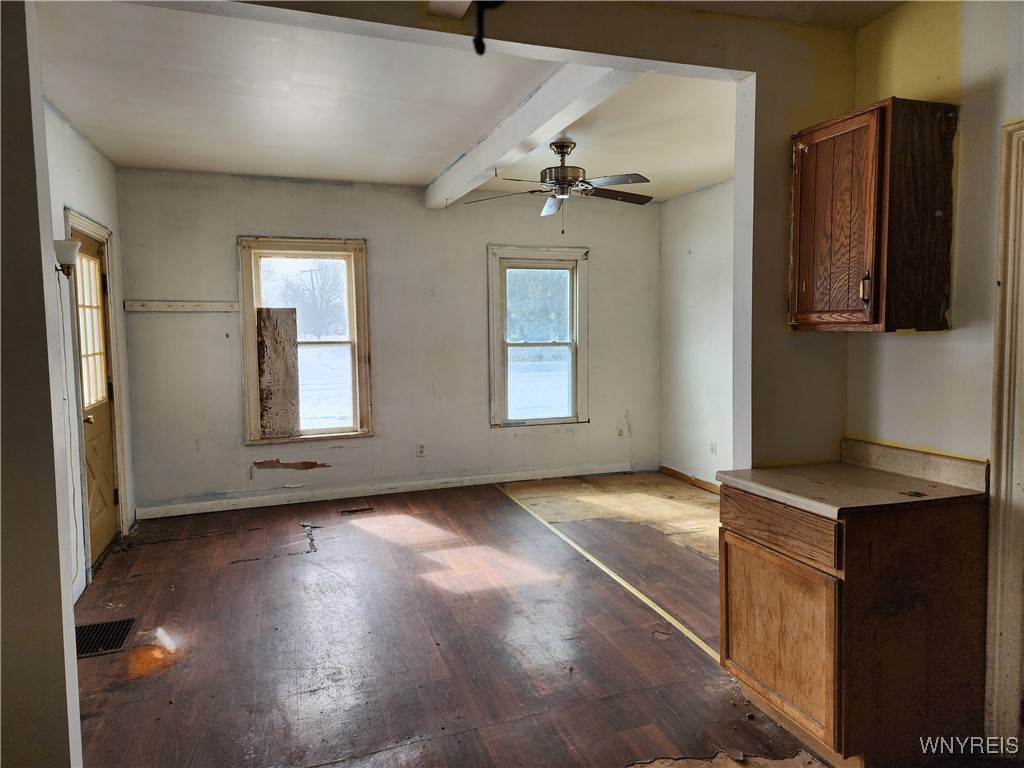 Shelby, New York 14103, United States, 2 Bedrooms Bedrooms, ,1 BathroomBathrooms,Residential,Active,89950