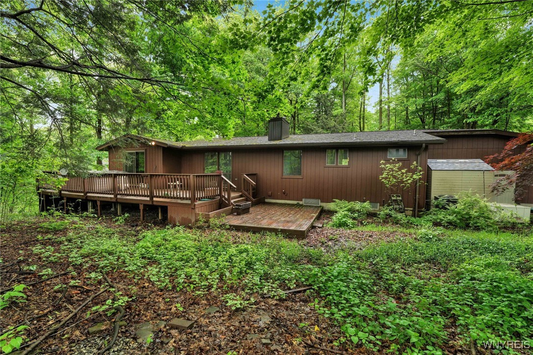 141 Tanglewood Drive, Orchard Park, New York image 2