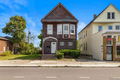 Homes For Sale - 2473 Bailey Avenue<br/> Buffalo, NY 14215