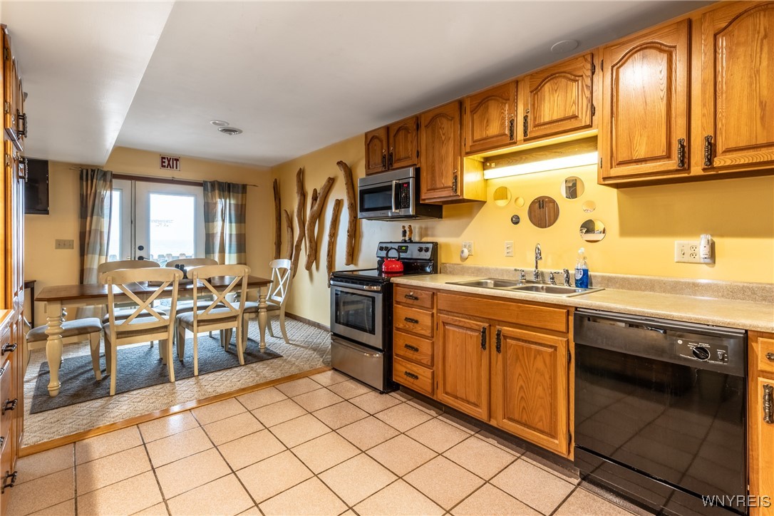 5969 Ontario Street, Newfane, New York image 30