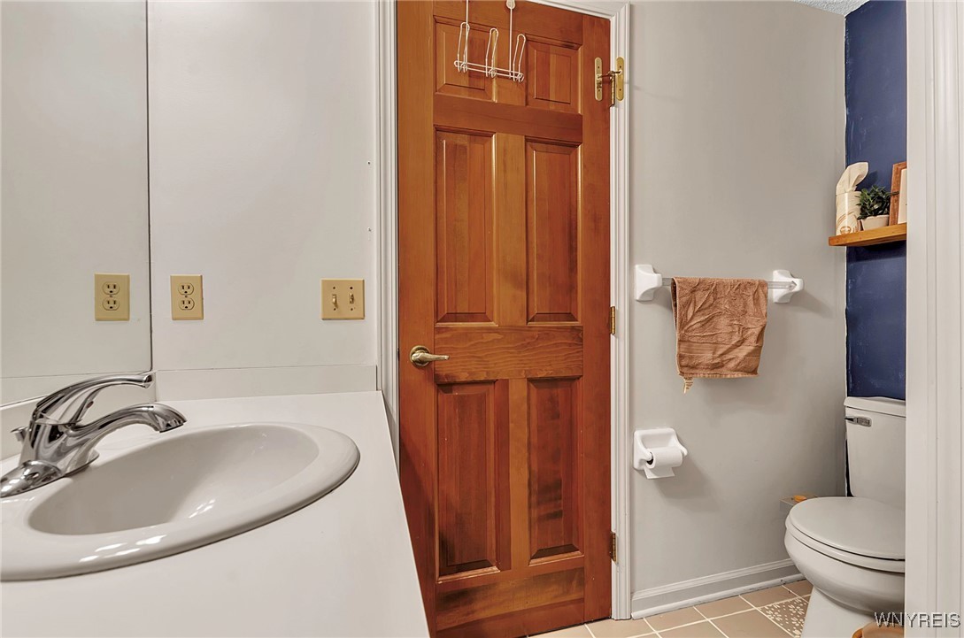 630 Youngs Road #E, Amherst, New York image 21