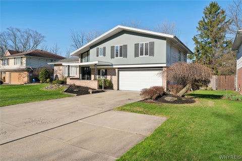 Photo of 40 Tristan Lane, Amherst, NY 14221 (MLS # B1700408)