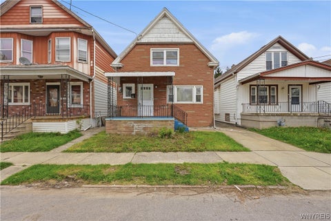 Homes For Sale - 225 Longnecker Street<br/> Buffalo, NY 14206