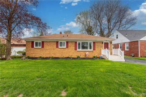 Homes For Sale - 206 Treehaven Road<br/> Cheektowaga, NY 14215