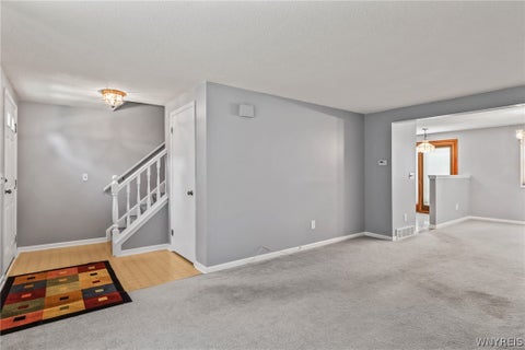 Tiny photo for 287 Wimbledon Court, West Seneca, NY 14224 (MLS # B1724087)
