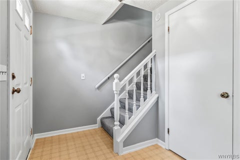 Tiny photo for 287 Wimbledon Court, West Seneca, NY 14224 (MLS # B1724087)