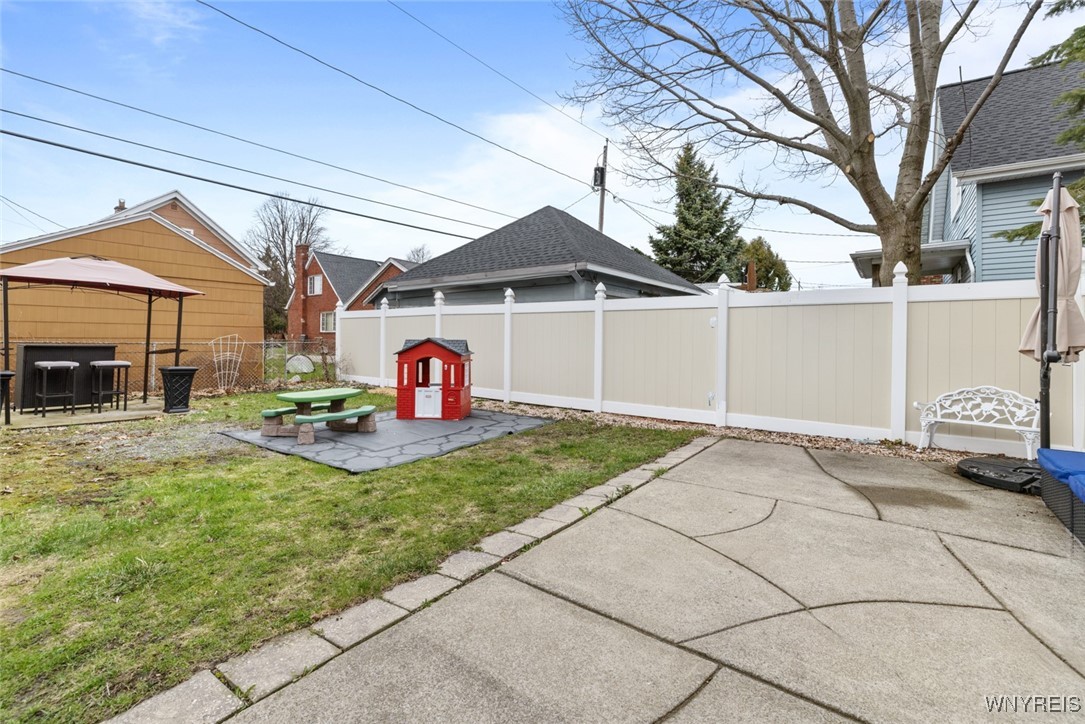 94 Pontiac Street, Buffalo, New York image 5