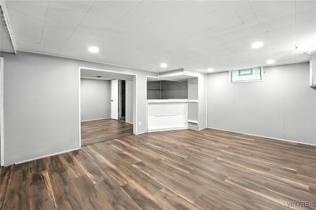 Buffalo, New York 14210, United States, 3 Bedrooms Bedrooms, ,2 BathroomsBathrooms,Residential,Active,190096