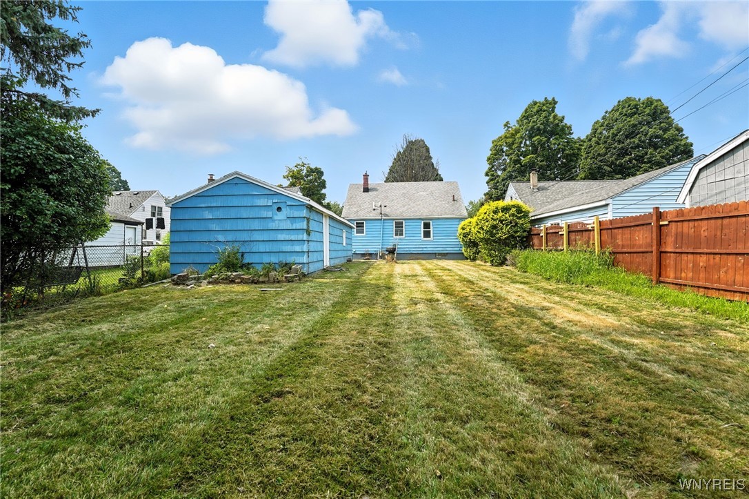 Buffalo, New York 14210, United States, 3 Bedrooms Bedrooms, ,2 BathroomsBathrooms,Residential,Active,190096