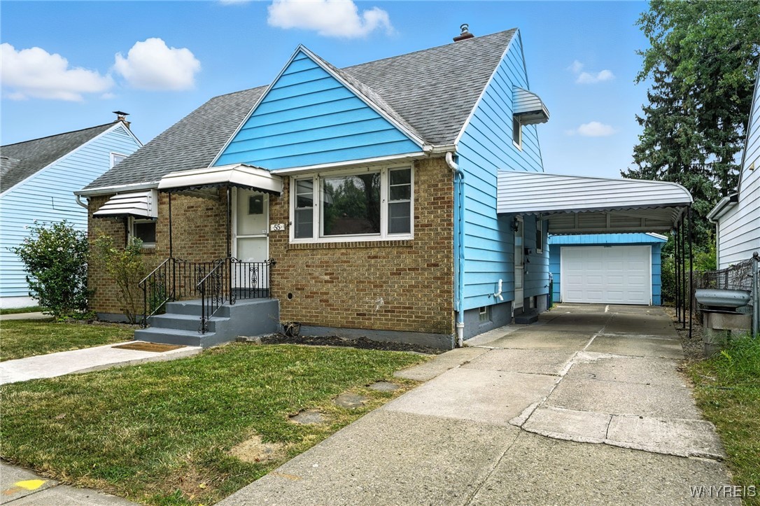 Buffalo, New York 14210, United States, 3 Bedrooms Bedrooms, ,2 BathroomsBathrooms,Residential,Active,190096