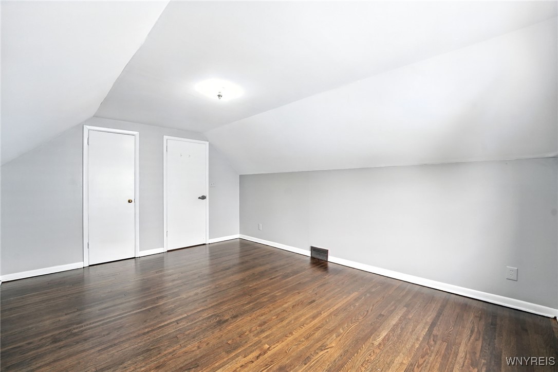 Buffalo, New York 14210, United States, 3 Bedrooms Bedrooms, ,2 BathroomsBathrooms,Residential,Active,190096