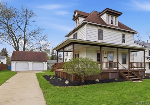 Homes For Sale - 4029 Lincoln Avenue<br/> Hamburg, NY 14075