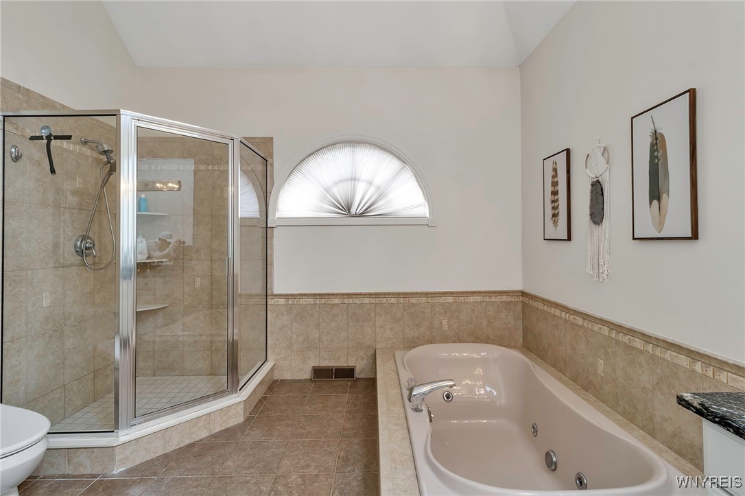6353 Everwood Court, Clarence, New York image 29