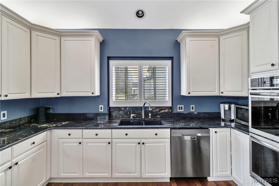 6353 Everwood Court, Clarence, New York image 20