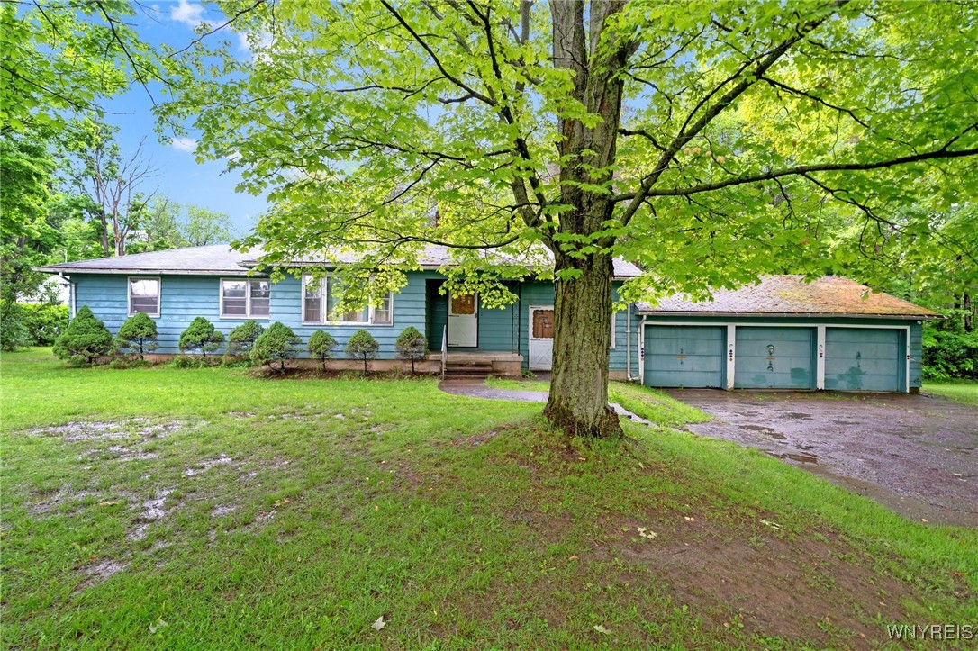 13253 Quaker Street, Collins, New York image 1
