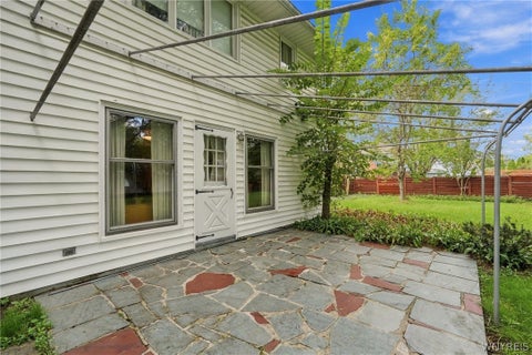 Tiny photo for 87 Surrey Run, Amherst, NY 14221 (MLS # B1714891)