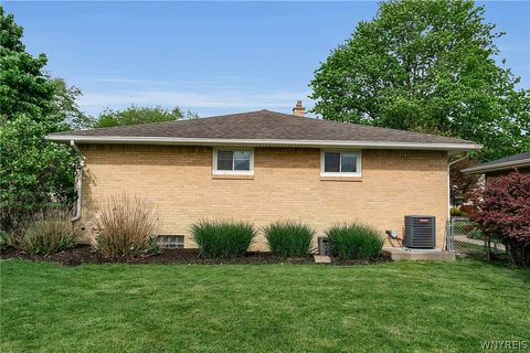 Tiny photo for 184 The Paddock, Amherst, NY 14221 (MLS # B1684726)