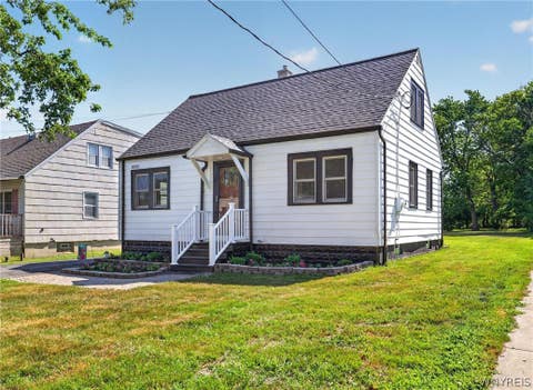 Homes For Sale - 3093 Lyth Rd Rd<br/> Hamburg, NY 14218