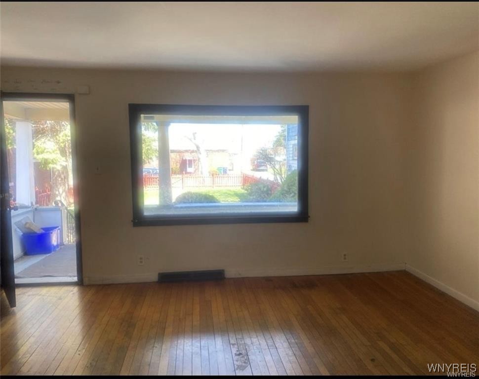2405 Michigan Avenue, Niagara Falls, New York image 3
