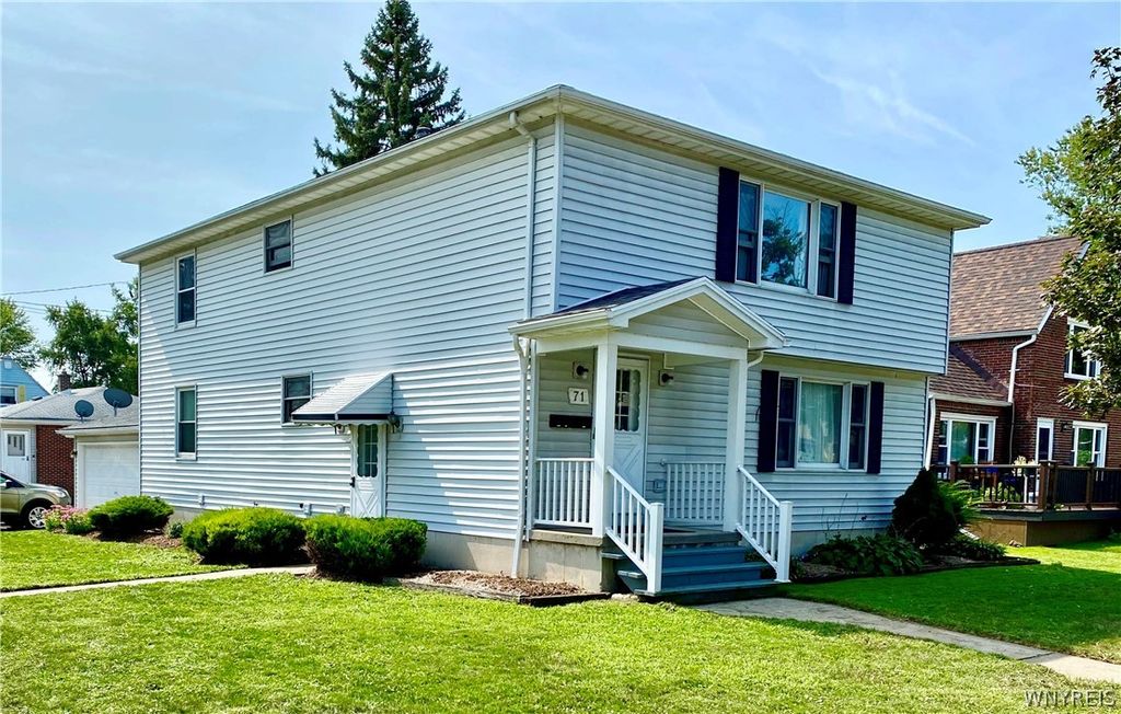 Photo of 71 Downing Street, Buffalo, NY 14220 (MLS # B1701447)