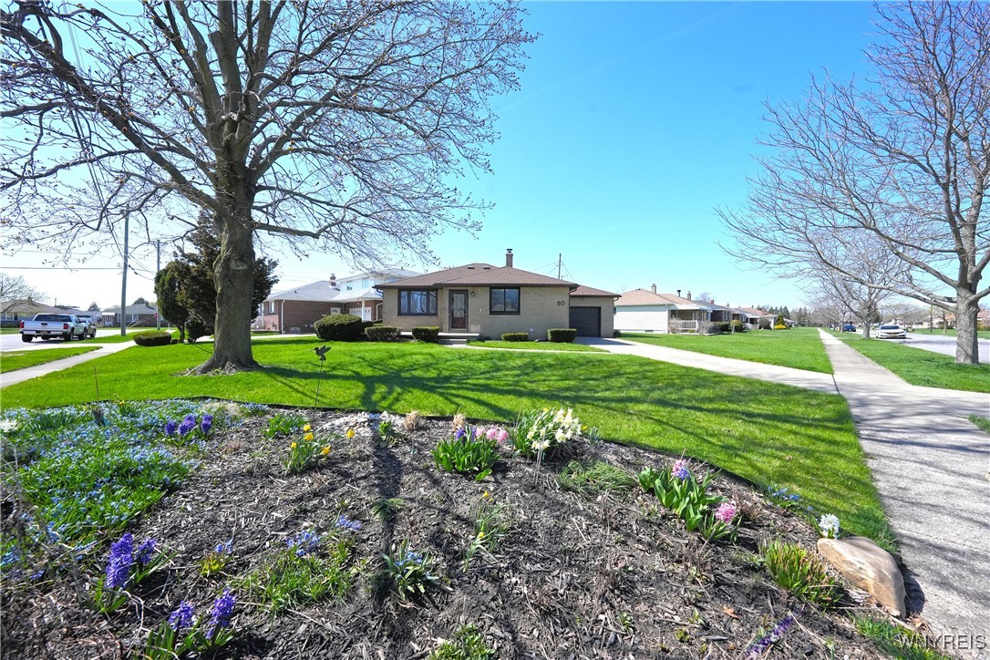 80 Laura Court, Cheektowaga, New York image 3