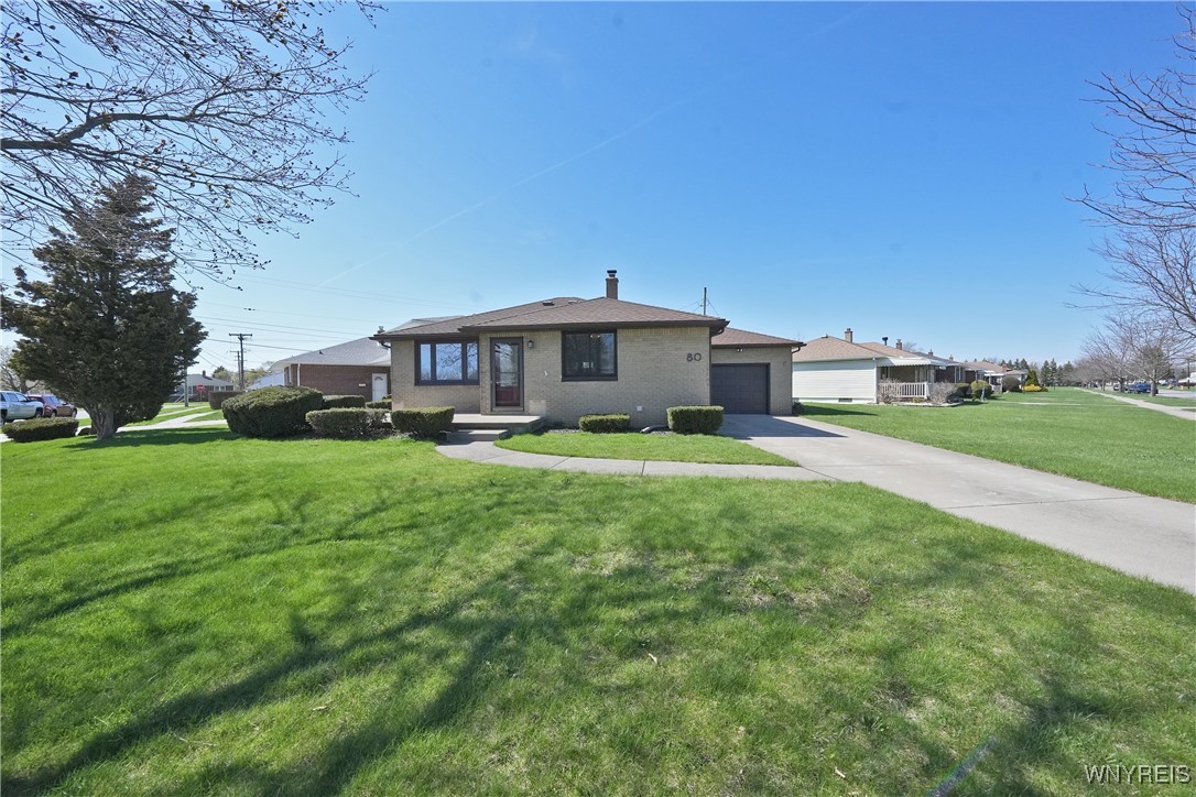 80 Laura Court, Cheektowaga, New York image 2