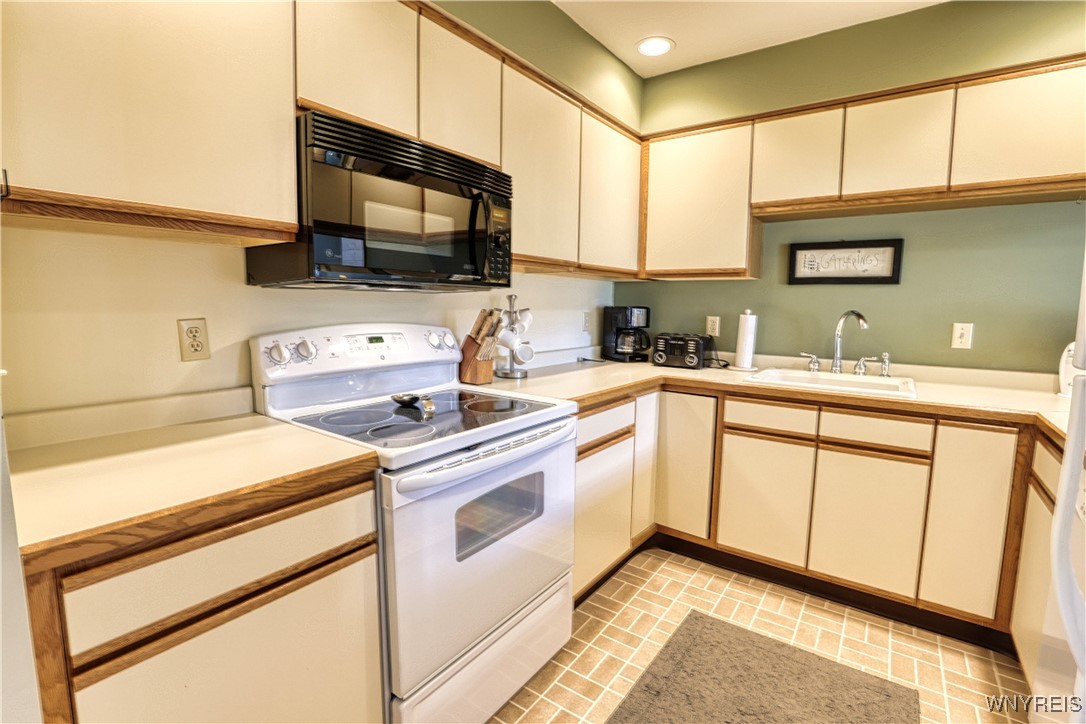 204 Wildflower, Ellicottville, New York image 11