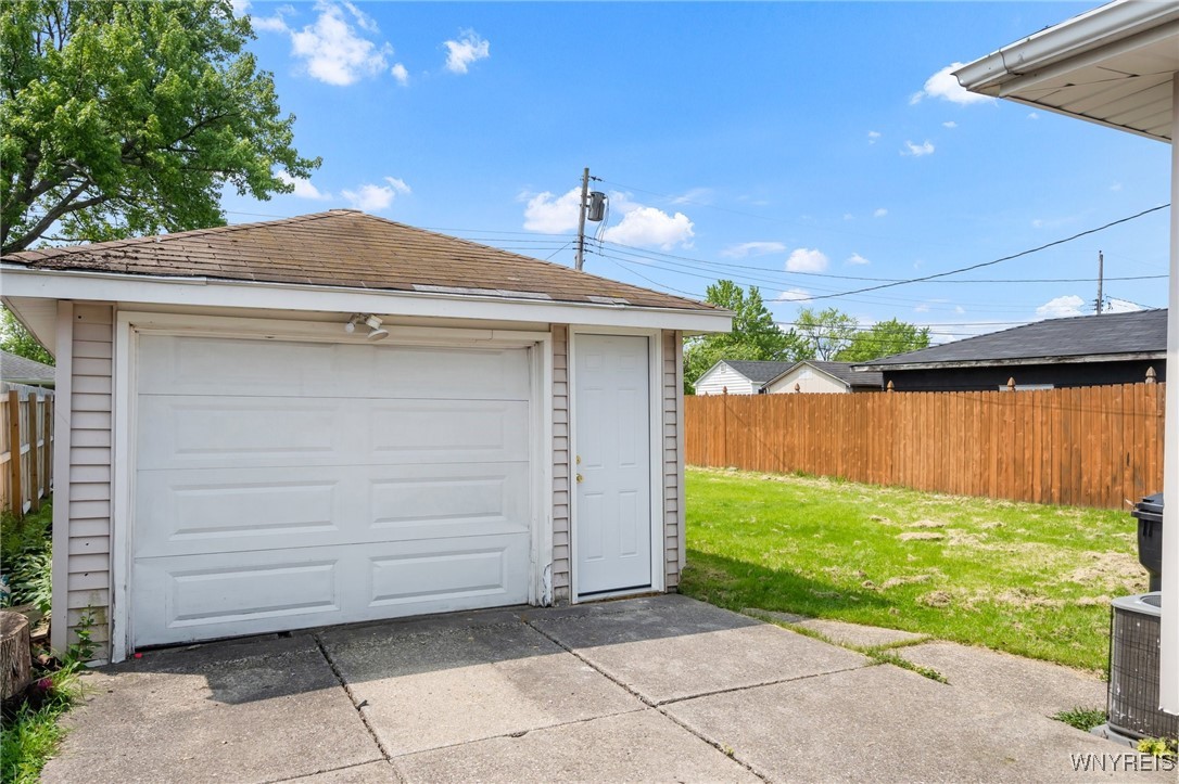 217 Oakvale Boulevard, Tonawanda, New York image 3