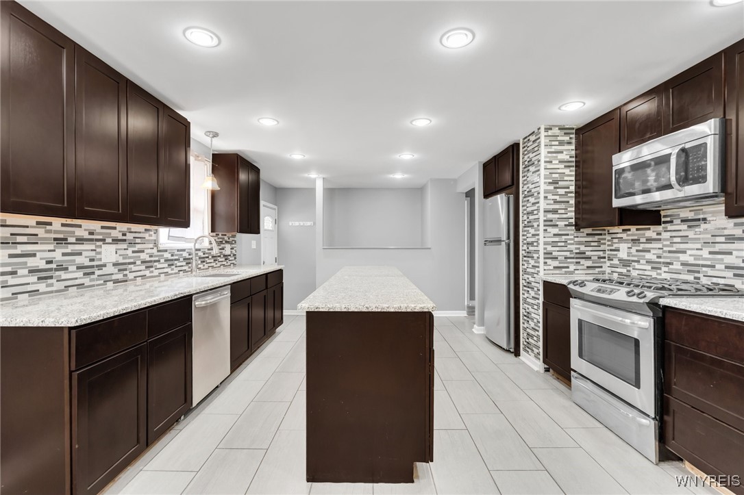 217 Oakvale Boulevard, Tonawanda, New York image 31