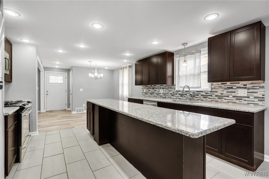 217 Oakvale Boulevard, Tonawanda, New York image 26